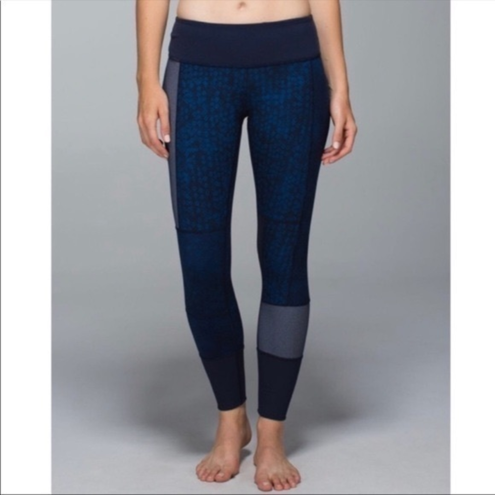 Lululemon Wunder under full‎ on luon sashiko patch blue leggings